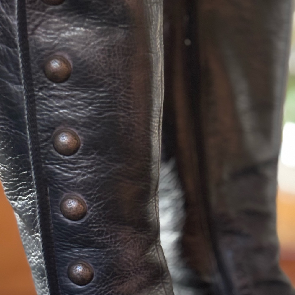 Dkode Black Leather Knee-High Boots - Picture 2 of 13